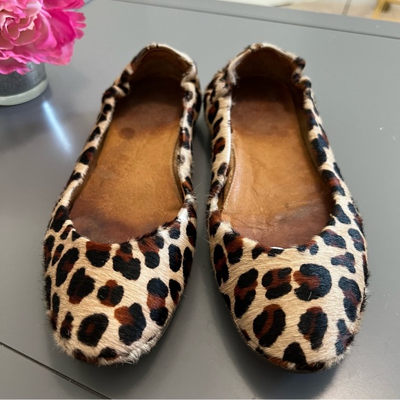 Peter Millar Cheetah Print Hair Calf Ballet Flats - Picture 2 of 9